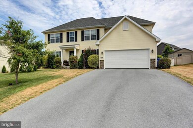 9383 Lindale Ave, Greencastle, PA 17225 - photo 2