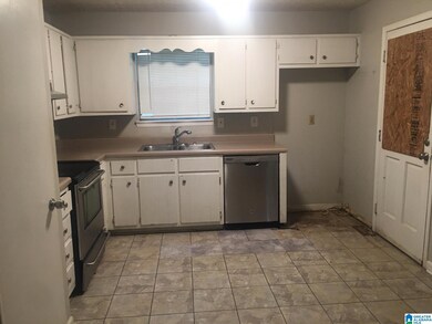 2414 Carmel Rd, Birmingham, AL 35235 - photo 3