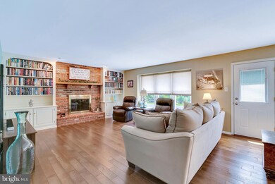 245 Heatherfield Dr, Souderton, PA 18964 - photo 6