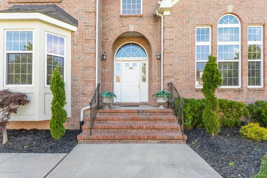 484MatthewsLn-1