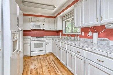 600 Rose Valley Ct, Central Point, OR 97502 - photo 4