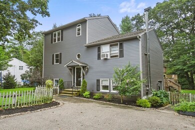 118 Peach St, Barre, MA 01005 - photo 2