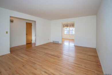 144 Ramsey Place, Albany, NY 12209 - photo 7