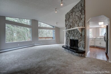 Brand new carpet & paint throughout