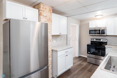 1017 14th St S, Fargo, ND 58103 - photo 6