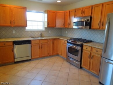 168 Potomac Dr Condo unit 168, Bernards Twp., NJ 07920 - photo 5