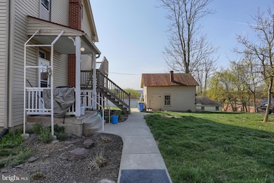 320 N Hanover St, Hershey, PA 17033 - photo 4