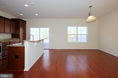8523 Crooked Tree Ln, Laurel, MD 20724 - photo 6