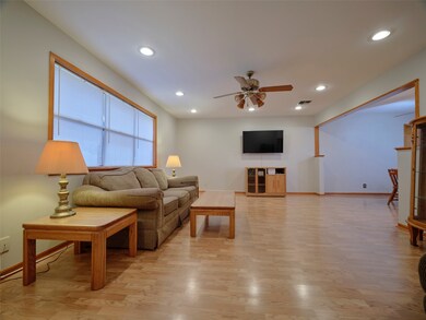 8434 Brinkmeyer Rd, Needville, TX 77461 - photo 4