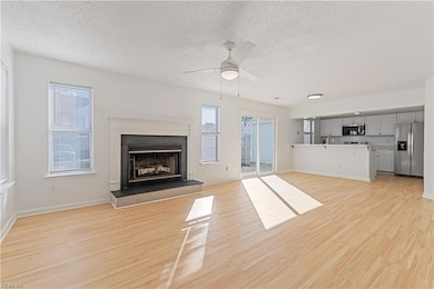 820 Zircon Ct, Virginia Beach, VA 23462 - photo 5