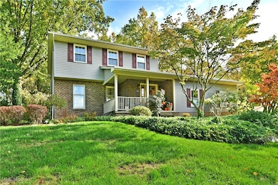 541 Stoneybrook Ln, Canfield, OH 44406 - photo 2