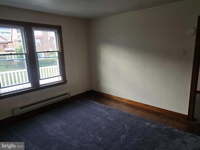 521 E Broad St unit 2, Tamaqua, PA 18252 - photo 7