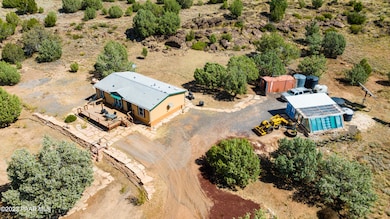 112b Juniperwood Ranch, Ash Fork, AZ 86320 - photo 5