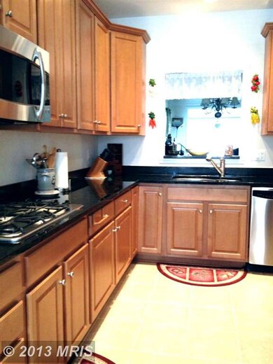 8896 Calla Lily Ct, Lorton, VA 22079 - photo 6