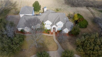 144 Cattlebaron Parc Dr, Fort Worth, TX 76108 - photo 3