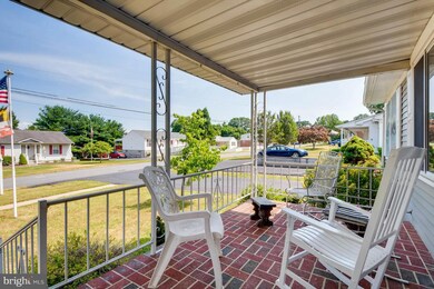 714 N Woodward Dr, Essex, MD 21221 - photo 3