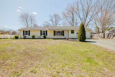 125 Temi Rd, Bellingham, MA 02019 - photo 2