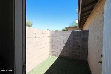 10 W Inglewood St unit 4, Mesa, AZ 85201 - photo 4
