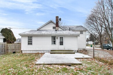 415 W Main St, Niles, MI 49120 - photo 2