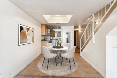 Eat-In Kitchen