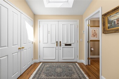 25 Old Tannery Rd, Providence, RI 02906 - photo 6