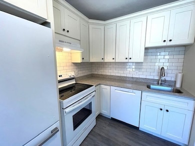 142 Main St unit 142, Quincy, MA 02169 - photo 2