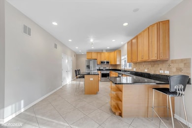 23974 N Overhill Dr, Lake Zurich, IL 60047 - photo 6