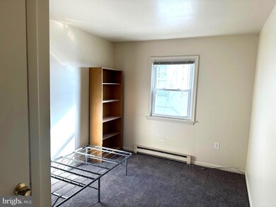 217 W 5th St unit 2, Lansdale, PA 19446 - photo 2