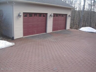 126 Saddle Brook Ln, Hawley, PA 18428 - photo 4