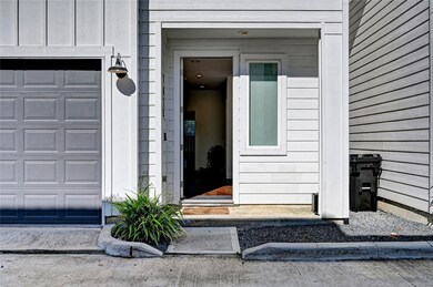 107 W Whitney St unit E, Houston, TX 77018 - photo 2