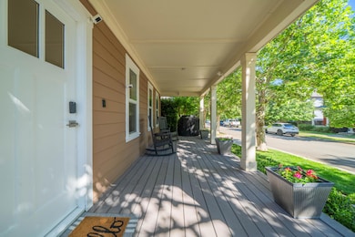 876 Kite Ln, Redding, CA 96001 - photo 3