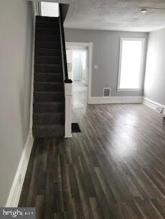 1656 Muhlenberg St, Reading, PA 19606 - photo 5