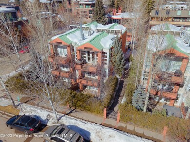 702 E Hyman - Aerial.1