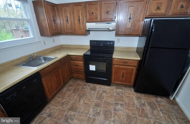 1060 E Thornhill Place, Frederick, MD 21703 - photo 4