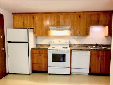 9 Bayberry Rd unit E, Acton, MA 01720 - photo 2