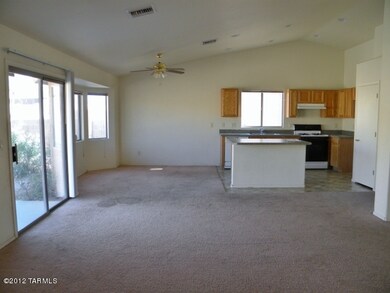 Kitchen & Dining Area