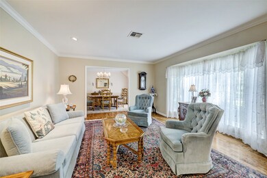 407 Yorkchester Dr, Houston, TX 77079 - photo 3