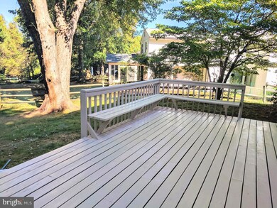 14708 Pebble Hill Ln, North Potomac, MD 20878 - photo 4