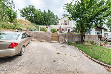 505 S 10th St MLS-2