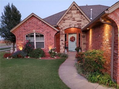 1812 Alexander Way, Yukon, OK 73099 - photo 4