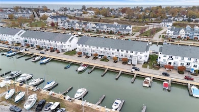 289 W Marina Pkwy, Lorain, OH 44052 - photo 3