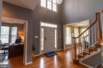 1302 Waneta Ct, Odenton, MD 21113 - photo 4