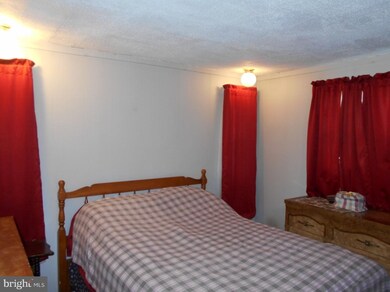 1667 Sawmill Rd, Hedgesville, WV 25427 - photo 7