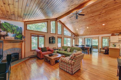 8-Great Room