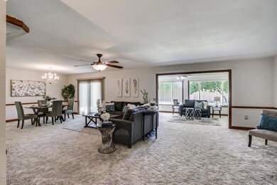 18029 N 99th Dr, Sun City, AZ 85373 - photo 5