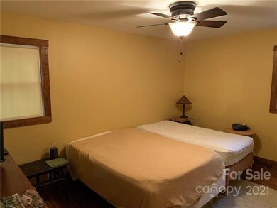 The other main floor bedroom.