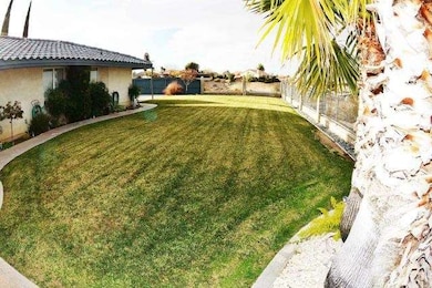 18260 Deauville Dr, Victorville, CA 92395 - photo 3