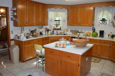 7401 Lillie Ln, Pensacola, FL 32526 - photo 5