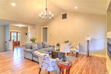 5 Magnolia Farms Dr, Asheville, NC 28806 - photo 6