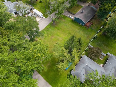 7381 Crestmore St, West Bloomfield Township, MI 48323 - photo 2